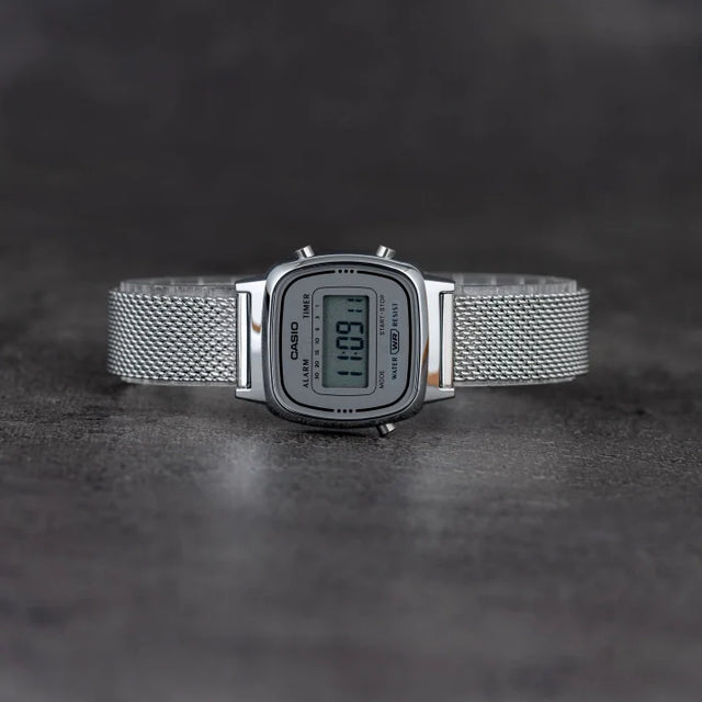 Casio Retro LA670WEM-7EF  Casio - Nutra Best Bulgaria