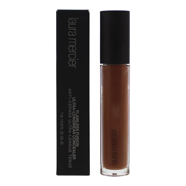 Laura Mercier
