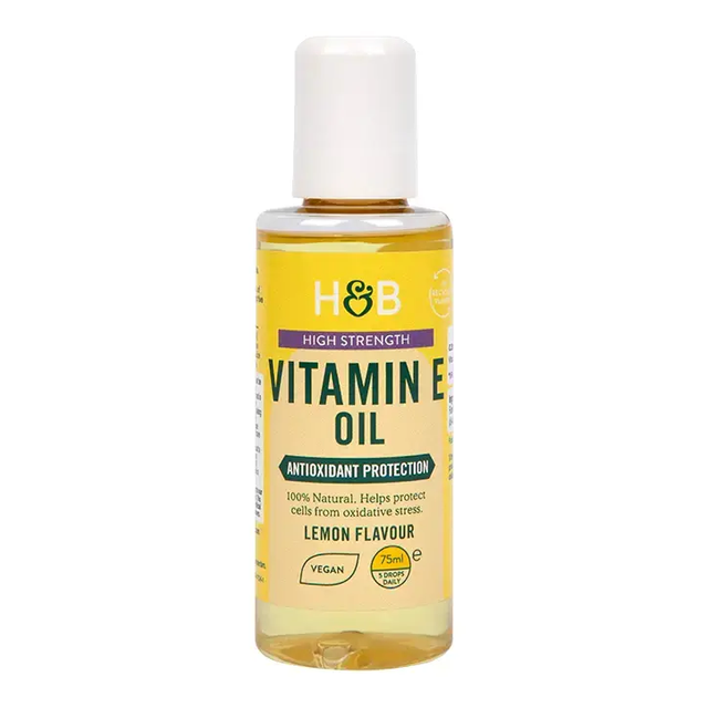 Натурален течен Витамин Е (Natural Vitamin E Oil) 30,000iu 75мл  Holland and Barrett - Nutra Best Bulgaria
