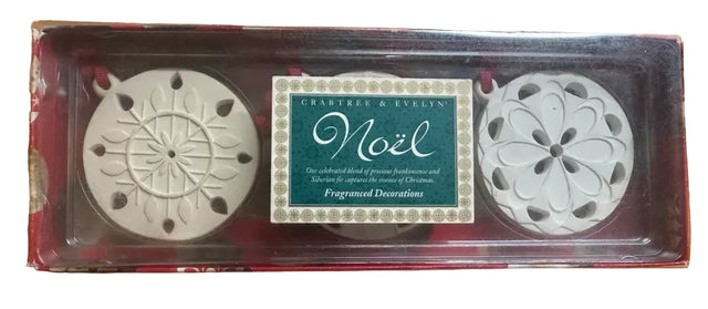 Set Trio, Crabtree & Evelyn, Christmas Decoration, Room Air Freshener, 3 pcs  Crabtree & Evelyn - Nutra Best Bulgaria