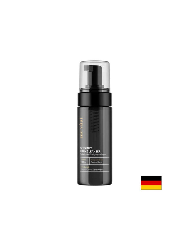 Нежна почистваща пяна с екстракт от Градински чай и Маточина, 150 ml - Nutra Best Bulgaria